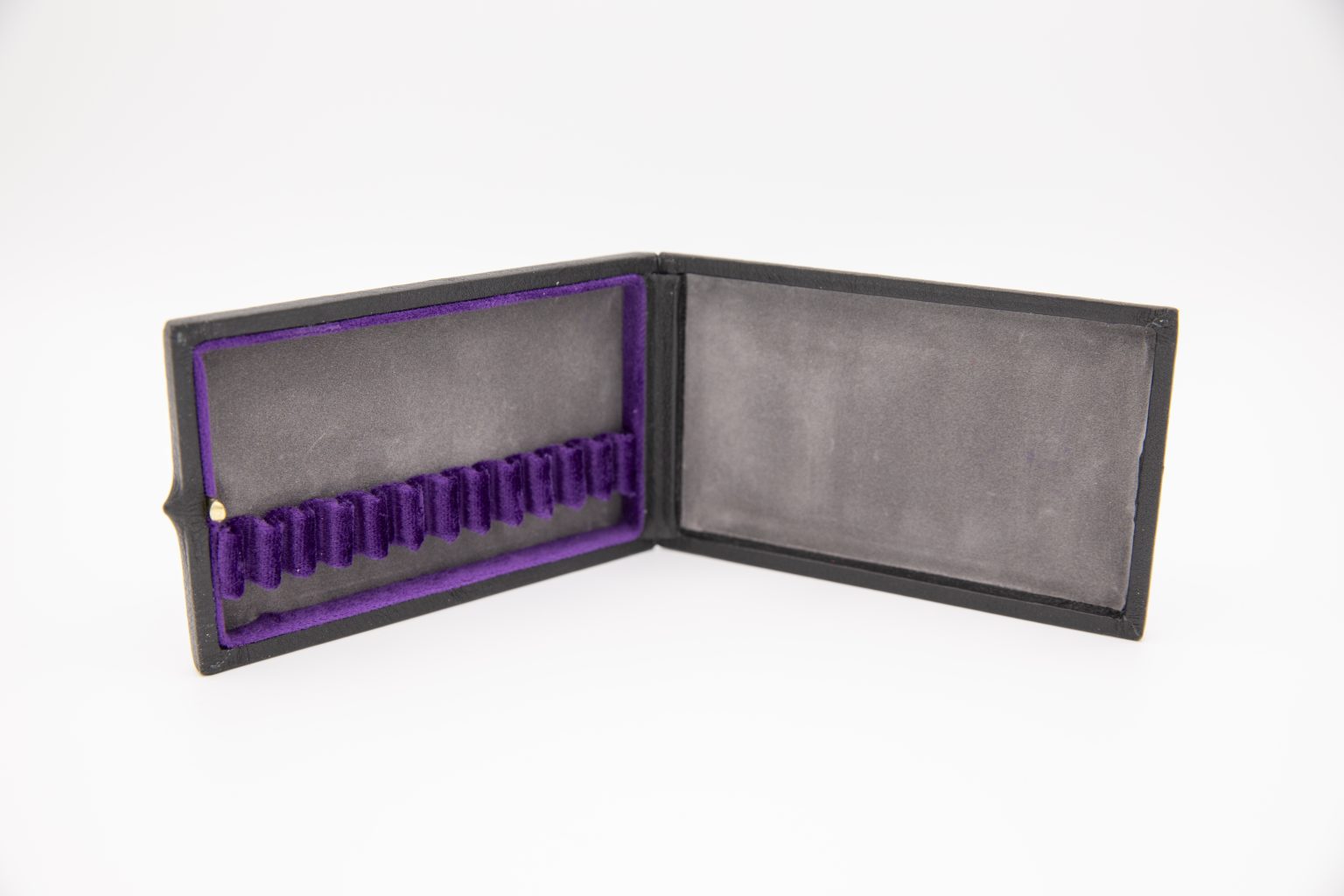 Loree Reed Case Reed case for 12 English Horn / Oboe d'Amore reeds: wood, covered black ...